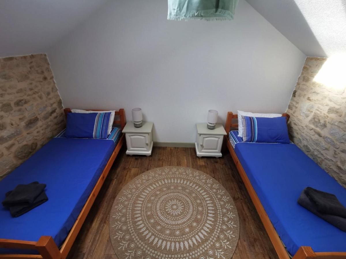 3 Self-Contained Gites With Pool And Games Room Saint-Georges-de-Noisne Exterior foto