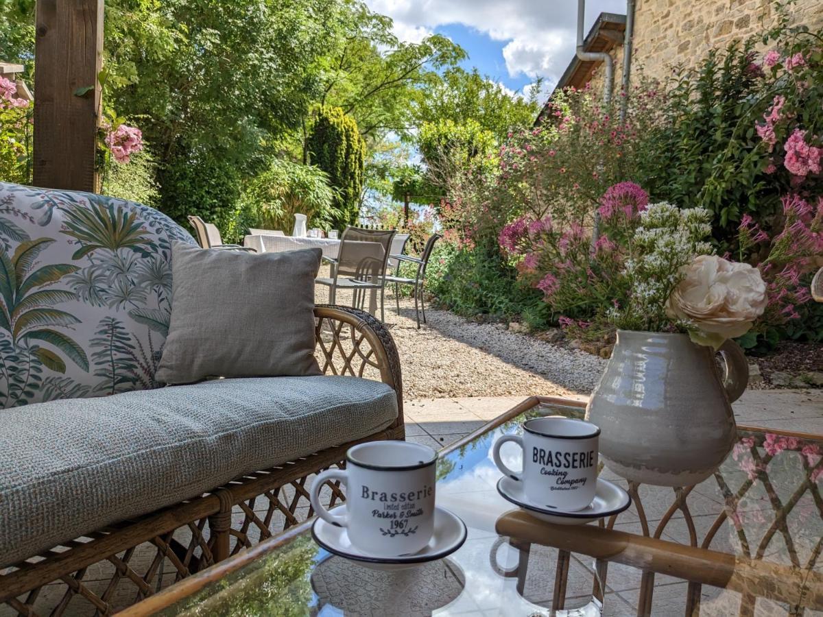 3 Self-Contained Gites With Pool And Games Room Saint-Georges-de-Noisne Exterior foto